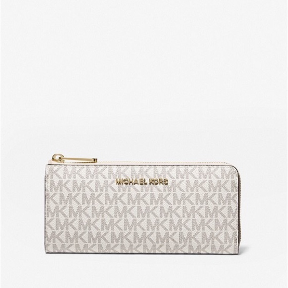 Michael Kors Jet Set Travel Large Logo Quarter-Zip Wallet | Vanilla